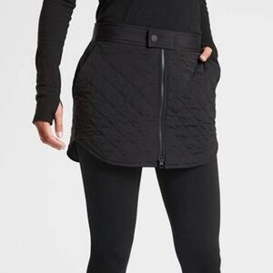 Athleta Women’s‎ Toasty Buns Mid Rise Insulated Skirt Black Size 8